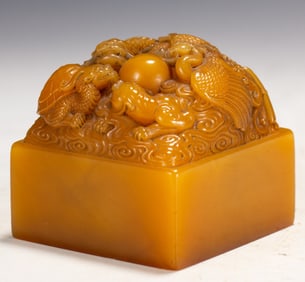 Shoushan Tianhuang Carved Dragon and Phoenix Pattern Stone Seal