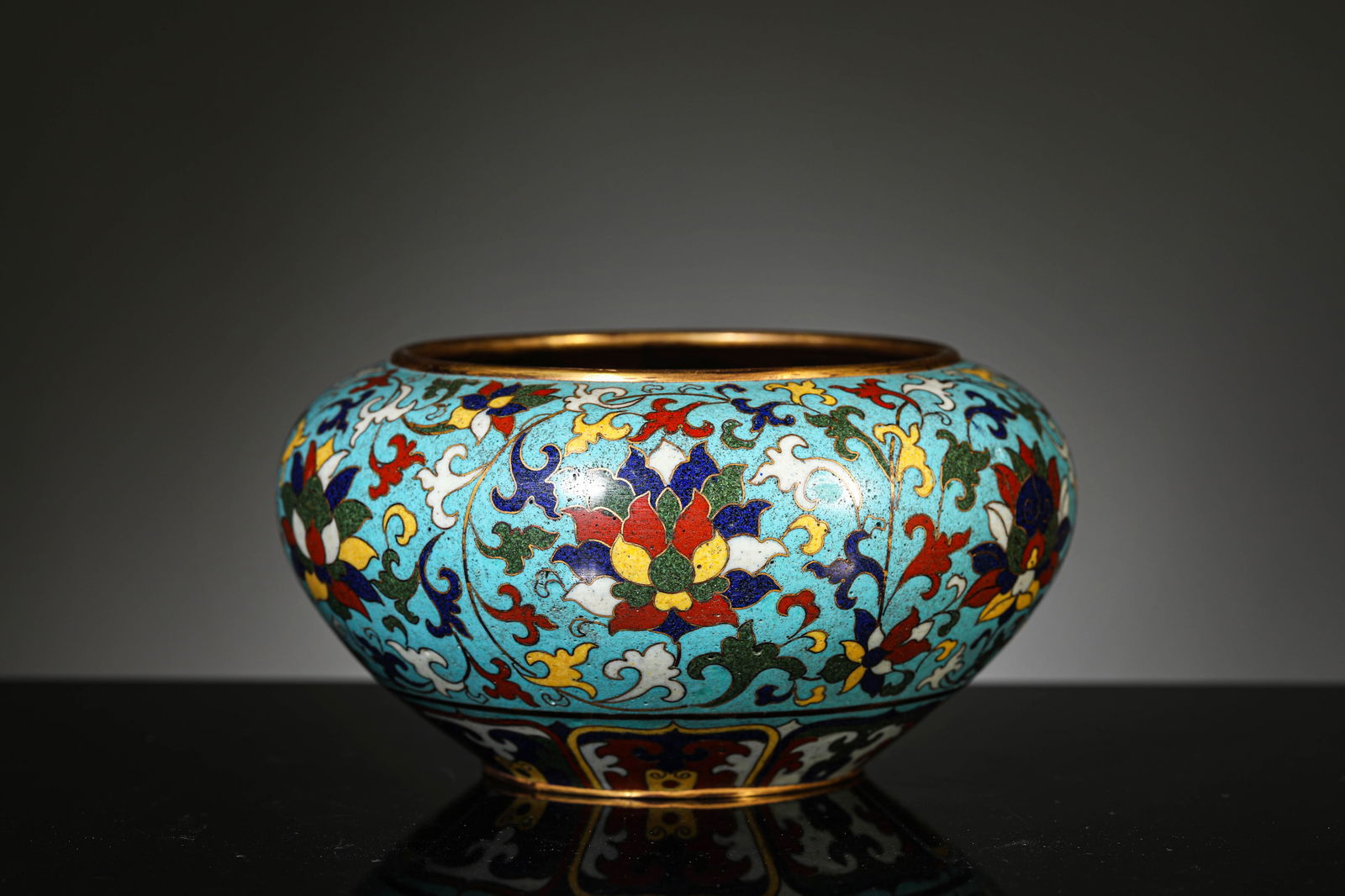 A Cloisonne Enamel Interlock Branches Ground Jar (1 of 4)
