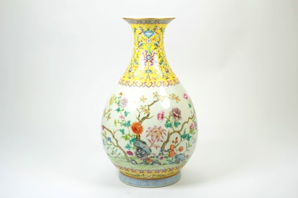 A FAMILLE ROSE 'FLORAL'VASE,YUHUCHUN