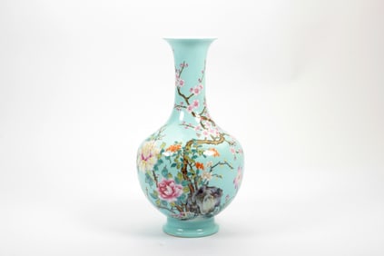 A BLUE BASED FAMILLE ROSE'FLORAL'VASE