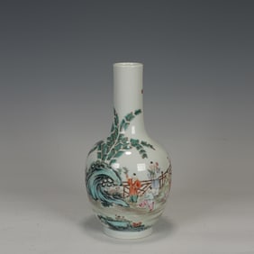 Famille Rose Playing Children Pattern Porcelain Vase