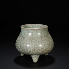 Ge Ware Porcelain Incense Burner