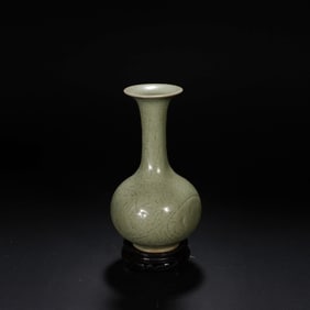 Hutian Ware Carved Flower Pattern Porcelain Vase