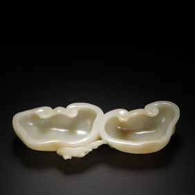 Jade Carved Reishi Mushroom Shape Washer