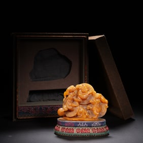 Shoushan Tianhuang Carved Chi Dragon Shape Ornament
