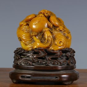 Shoushan Tianhuang Carved Dragon Ornament