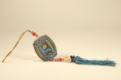 Gilt Silver Inlaid Jadeite Blue Enameled Carved Flower Pattern Sachet