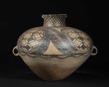 Majia Ware Flower Pattern Pottery Pot