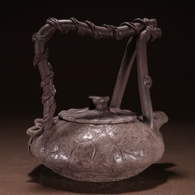 Purple Clay Carved Flower Pattern Handle Pot,Jiang Shiying Mark