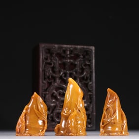 Group of Three Shoushan Tianhuang Carved Bamboo Shape Stone Seal
