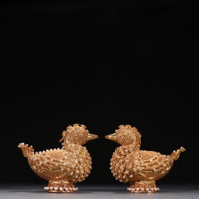 Pair of Gilt Silver Inlaid White Pearl Carved Quail Shape Ornament