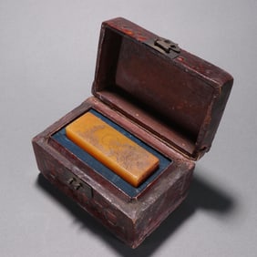 Shoushan Tianhuang Carved Arhat Pattern Stone Seal