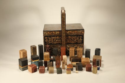 Group of Thirty Five Shoushan Carved Poetry Pattern and Beast Shape Stone Seal