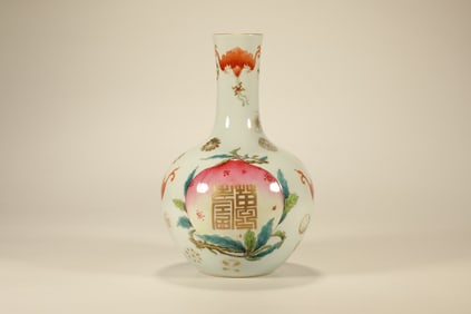 Famille Rose Peach and Bat Pattern Porcelain Tianqiu Vase