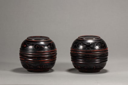 Pair of Lacquerware Carved Dragon Pattern Lid Box