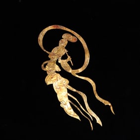 Solid Gold Carved Flying Beauty Pattern Ornament
