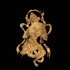 Solid Gold Carved Flying Beauty Pattern Ornament
