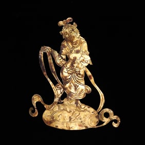Solid Gold Carved Flying Beauty Pattern Ornament