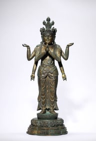 A Gilt-Bronze Six-Armed Avalokiteshvara Statue