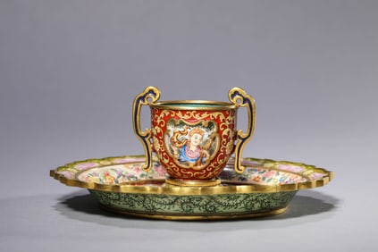 An Enamel Painted Western Figure Teacup and Holder