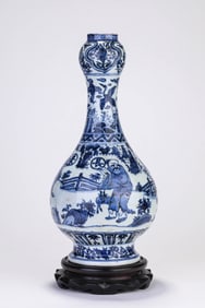 A Porcelain Blue and White Figure Garlic-Mouth Vase