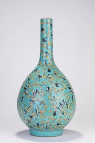 A Porcelain Famille-Rose Magpie Long Neck Vase