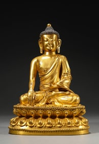 A Gilt-Bronze Sakyamini Statue