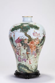A Porcelain Fmaille-Rose Story Meiping Vase