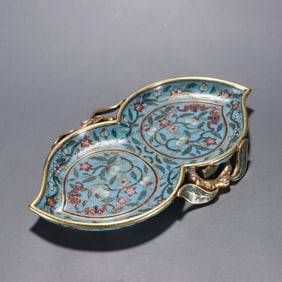 Bronze Cloisonne Carved Peach Pattern Peach Shape Washer