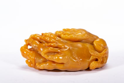 Shoushan Tianhuang Carved Buddha Hand Fruit Shape Ornament