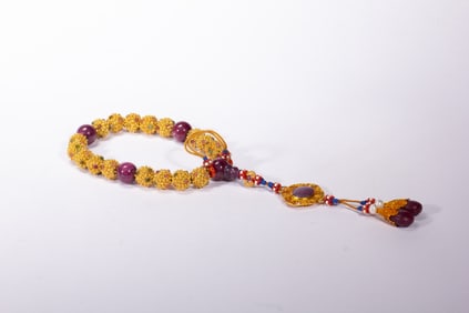 Gilt Silver Inlaid Gem Stone Carved Flower Pattern Bead Bracelet