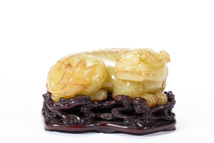 Jade Carved Beast Shape Ornament