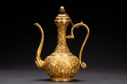 Gilt Bronze Carved Cloud and Dragon Pattern Pot