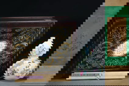 Famille Rose Character Story Pattern Porcelain Vase and Chinese Drawing Famille Rose Character Story