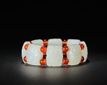 Jade Carved Beast Face Pattern Bead Bracelet