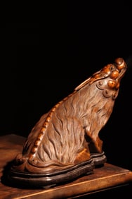 Boxwood Carved Beast Shape Ornament