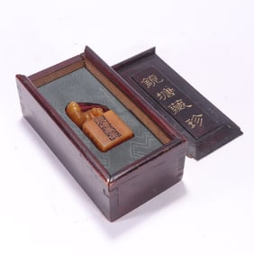 Shoushan Tianhuang Carved Beast Stone Seal