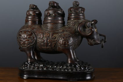 Red Sandalwood Carved Beast Shape Figure