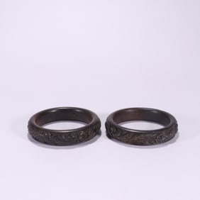 Pair of Agarwood Carved Phoenix Pattern Bangle