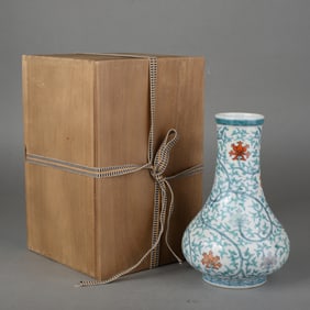 Doucai Flower Branch Pattern Porcelain Vase