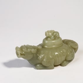 Jade Carved Beast Shape Incense Burner