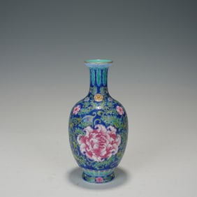 Famille Rose Flower Pattern Porcelain Vase