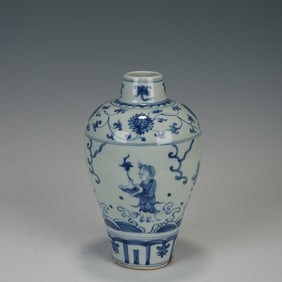 Blue and White Character Story Pattern Porcelain Vase