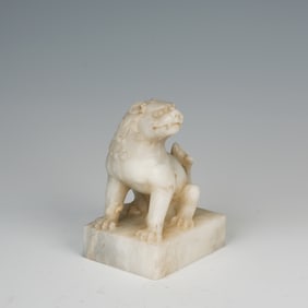 Stone Carved Lion Shape Ornament