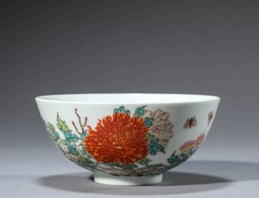 A Porcelain Famille-Rose Flower Bowl