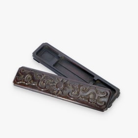 A HUANGHUALI 'CHILONG'BOX AND COVER