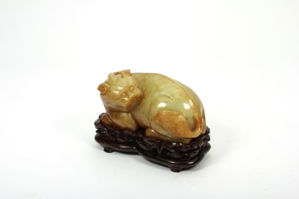 A HETIAN JADE MYTHICAL BEAST