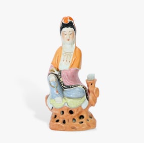 A FAMILLE ROSE FIGURE OF GUANYIN