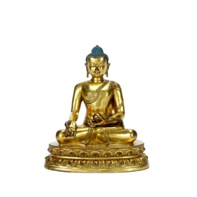 A GILT BRONZE FIGURE OF BUDDA