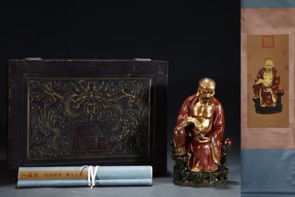 A QING QIANLONG FIGURE OF BUDDA